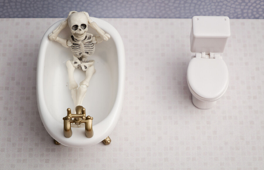 halloween decor for your bathroom