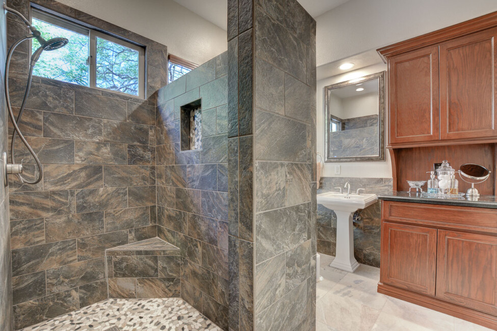 Moraine Drive Bathroom Remodel