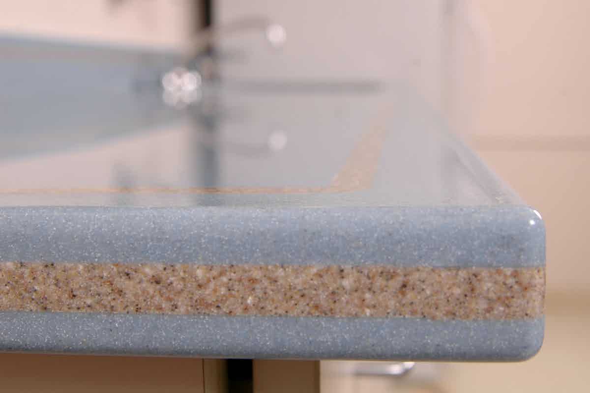 picture of a countertop edge