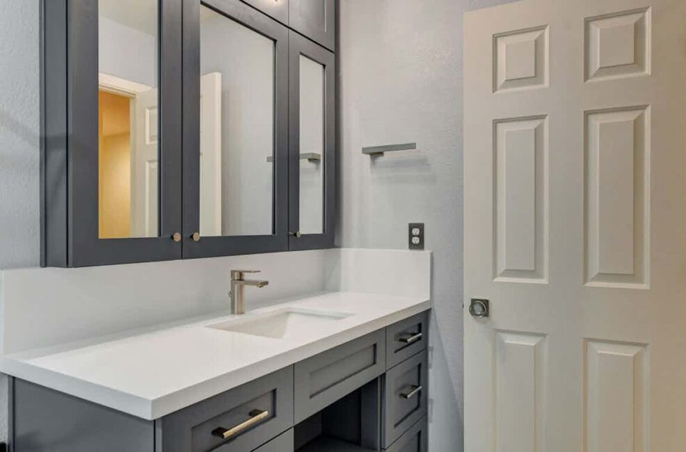 8421 Dry bathroom 07
