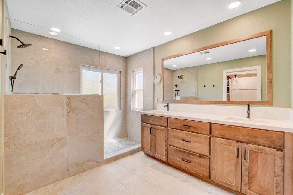 Master Bath 1